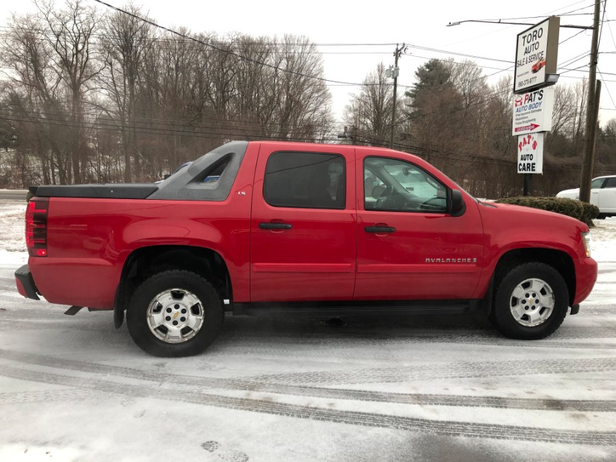2009 Chevrolet Avalanche 4WD Crew Cab 130" LS, available for sale in East Windsor, Connecticut | Toro Auto. East Windsor, Connecticut 2009 Chevrolet Avalanche 4WD Crew Cab 130" LS, available for sale in East Windsor, Connecticut | Toro Auto. East Windsor, Connecticut