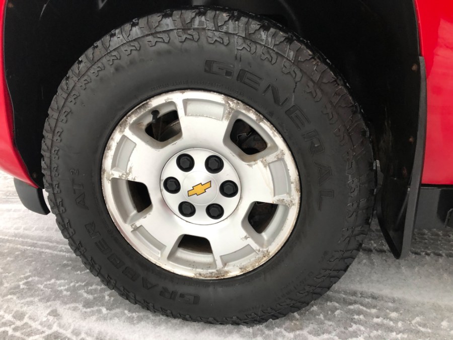 2009 Chevrolet Avalanche 4WD Crew Cab 130" LS, available for sale in East Windsor, Connecticut | Toro Auto. East Windsor, Connecticut 2009 Chevrolet Avalanche 4WD Crew Cab 130" LS, available for sale in East Windsor, Connecticut | Toro Auto. East Windsor, Connecticut
