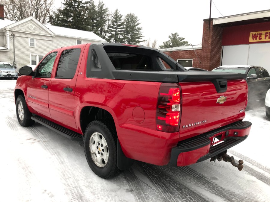 2009 Chevrolet Avalanche 4WD Crew Cab 130" LS, available for sale in East Windsor, Connecticut | Toro Auto. East Windsor, Connecticut 2009 Chevrolet Avalanche 4WD Crew Cab 130" LS, available for sale in East Windsor, Connecticut | Toro Auto. East Windsor, Connecticut