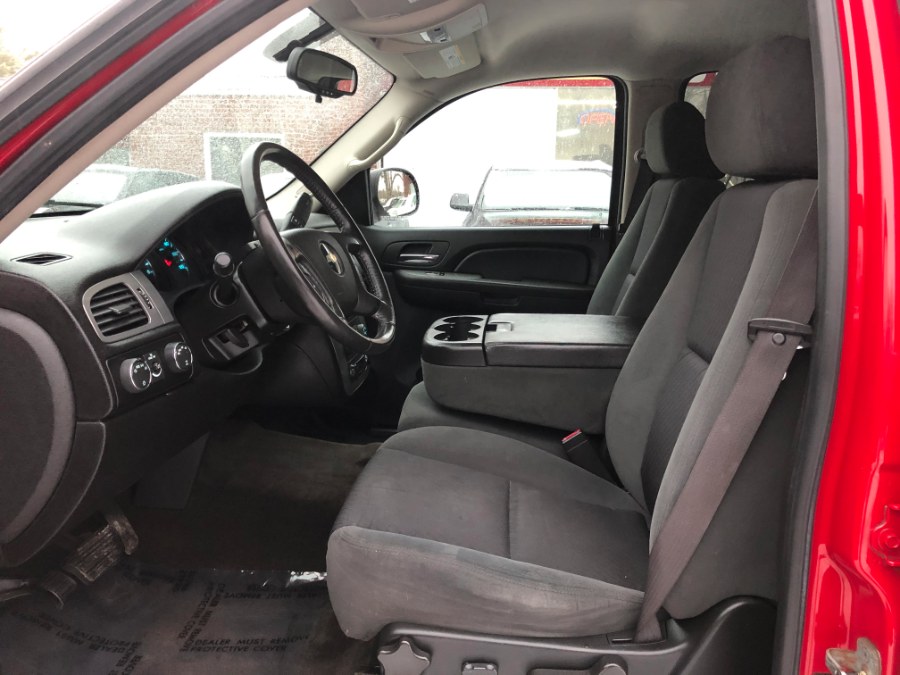 2009 Chevrolet Avalanche 4WD Crew Cab 130" LS, available for sale in East Windsor, Connecticut | Toro Auto. East Windsor, Connecticut 2009 Chevrolet Avalanche 4WD Crew Cab 130" LS, available for sale in East Windsor, Connecticut | Toro Auto. East Windsor, Connecticut