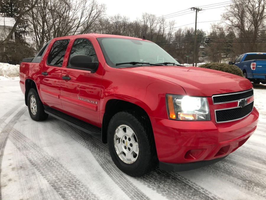 2009 Chevrolet Avalanche 4WD Crew Cab 130" LS, available for sale in East Windsor, Connecticut | Toro Auto. East Windsor, Connecticut 2009 Chevrolet Avalanche 4WD Crew Cab 130" LS, available for sale in East Windsor, Connecticut | Toro Auto. East Windsor, Connecticut