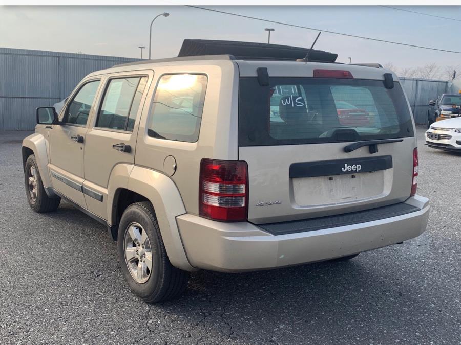 2010 Jeep Liberty 4WD 4dr Sport, available for sale in Manchester, Connecticut | Best Auto Sales LLC. Manchester, Connecticut 2010 Jeep Liberty 4WD 4dr Sport, available for sale in Manchester, Connecticut | Best Auto Sales LLC. Manchester, Connecticut