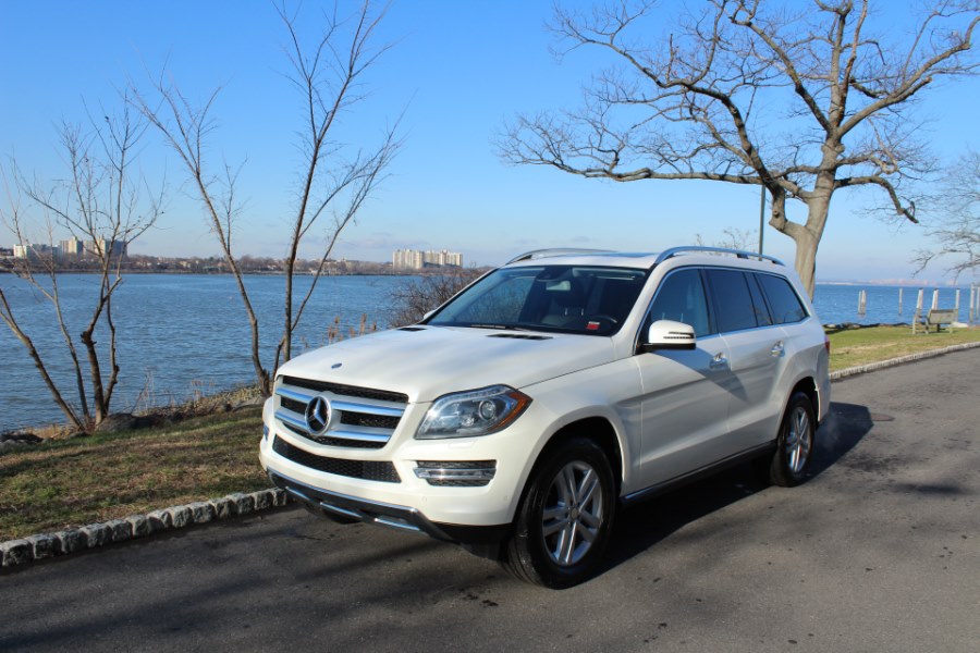 2015 Mercedes-Benz GL-Class 4MATIC 4dr GL 450, available for sale in Great Neck, New York | Great Neck Car Buyers & Sellers. Great Neck, New York 2015 Mercedes-Benz GL-Class 4MATIC 4dr GL 450, available for sale in Great Neck, New York | Great Neck Car Buyers & Sellers. Great Neck, New York