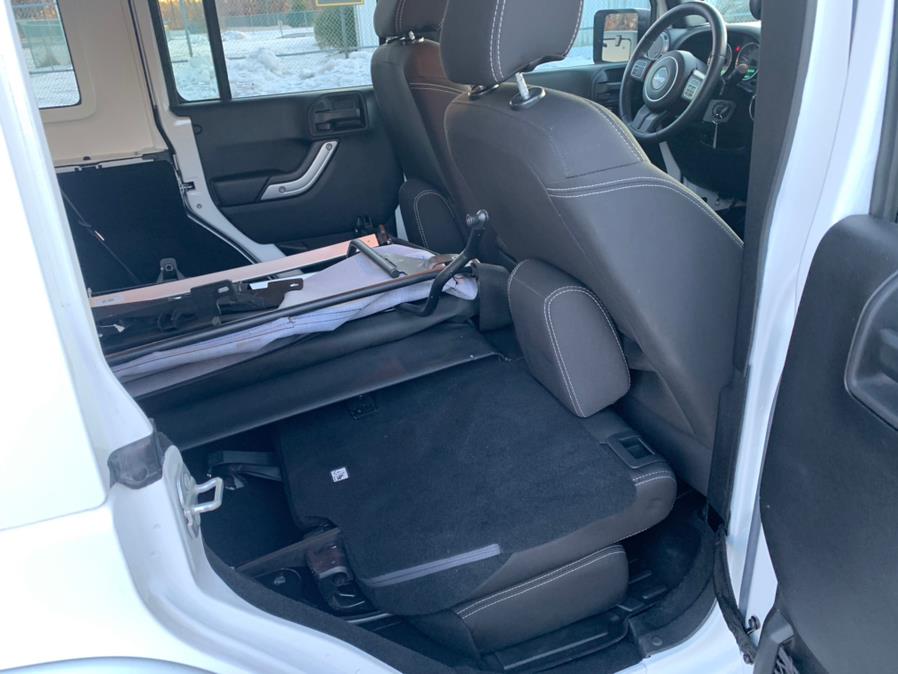 2015 Jeep Wrangler Unlimited 4WD 4dr Sahara, available for sale in South Windsor, Connecticut | Mike And Tony Auto Sales, Inc. South Windsor, Connecticut 2015 Jeep Wrangler Unlimited 4WD 4dr Sahara, available for sale in South Windsor, Connecticut | Mike And Tony Auto Sales, Inc. South Windsor, Connecticut