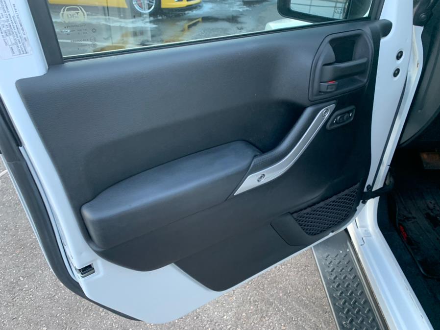 2015 Jeep Wrangler Unlimited 4WD 4dr Sahara, available for sale in South Windsor, Connecticut | Mike And Tony Auto Sales, Inc. South Windsor, Connecticut 2015 Jeep Wrangler Unlimited 4WD 4dr Sahara, available for sale in South Windsor, Connecticut | Mike And Tony Auto Sales, Inc. South Windsor, Connecticut