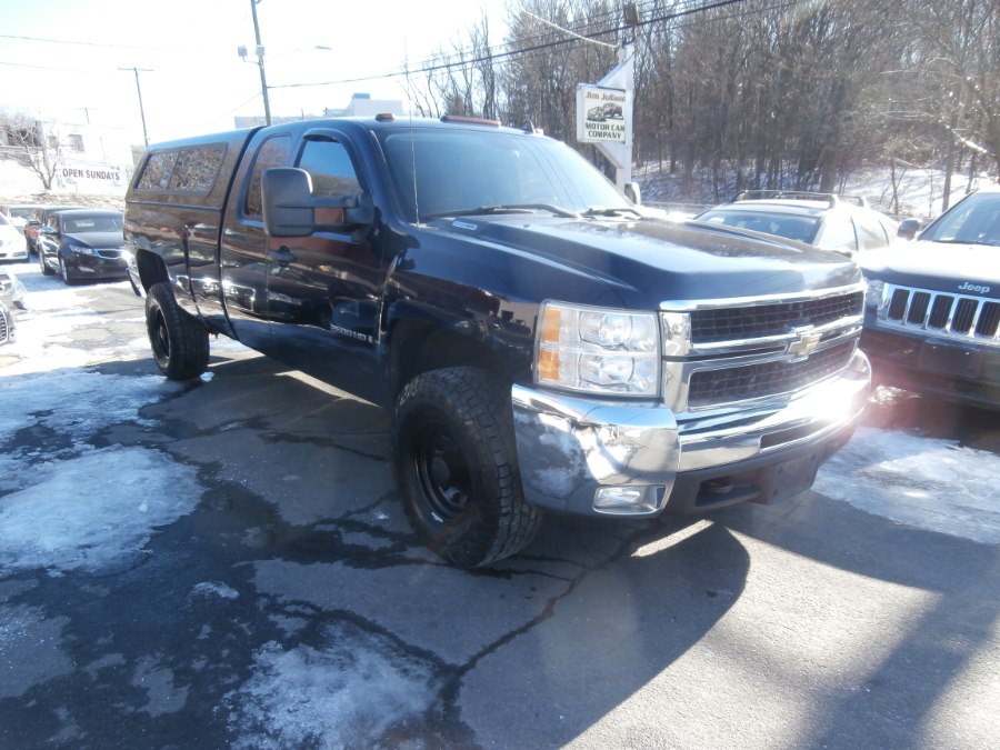 2008 Chevrolet Silverado 2500HD 4WD Ext Cab 143.5" LT w/1LT, available for sale in Waterbury, Connecticut | Jim Juliani Motors. Waterbury, Connecticut