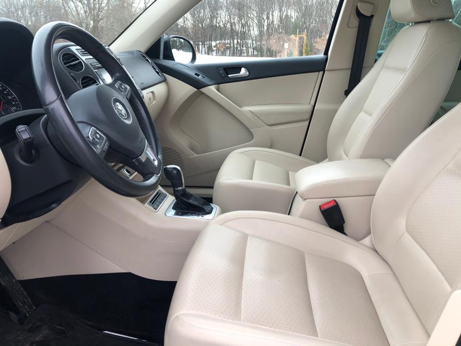 2013 Volkswagen Tiguan 4WD 4dr Auto SEL, available for sale in Agawam, Massachusetts | Malkoon Motors. Agawam, Massachusetts 2013 Volkswagen Tiguan 4WD 4dr Auto SEL, available for sale in Agawam, Massachusetts | Malkoon Motors. Agawam, Massachusetts