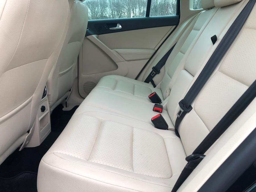 2013 Volkswagen Tiguan 4WD 4dr Auto SEL, available for sale in Agawam, Massachusetts | Malkoon Motors. Agawam, Massachusetts 2013 Volkswagen Tiguan 4WD 4dr Auto SEL, available for sale in Agawam, Massachusetts | Malkoon Motors. Agawam, Massachusetts