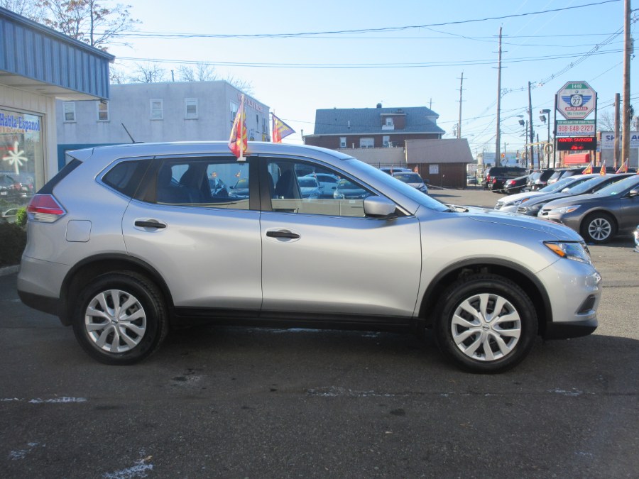 2016 Nissan Rogue AWD 4dr S photo