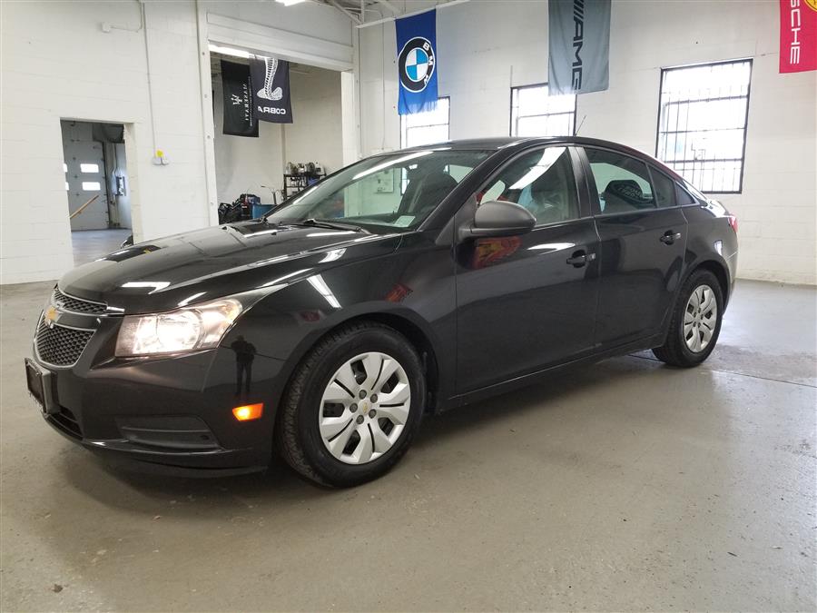 2013 Chevrolet Cruze 4dr Sdn Auto LS, available for sale in Bridgeport, Connecticut | CT Auto. Bridgeport, Connecticut 2013 Chevrolet Cruze 4dr Sdn Auto LS, available for sale in Bridgeport, Connecticut | CT Auto. Bridgeport, Connecticut