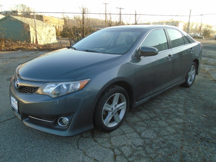 2014 Toyota Camry 4dr Sdn I4 Auto SE (Natl) *Ltd Avail*, available for sale in Milford, Connecticut | Dealertown Auto Wholesalers. Milford, Connecticut 2014 Toyota Camry 4dr Sdn I4 Auto SE (Natl) *Ltd Avail*, available for sale in Milford, Connecticut | Dealertown Auto Wholesalers. Milford, Connecticut