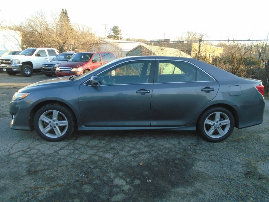 2014 Toyota Camry 4dr Sdn I4 Auto SE (Natl) *Ltd Avail*, available for sale in Milford, Connecticut | Dealertown Auto Wholesalers. Milford, Connecticut 2014 Toyota Camry 4dr Sdn I4 Auto SE (Natl) *Ltd Avail*, available for sale in Milford, Connecticut | Dealertown Auto Wholesalers. Milford, Connecticut