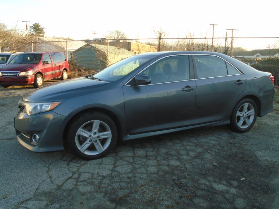 2014 Toyota Camry 4dr Sdn I4 Auto SE (Natl) *Ltd Avail*, available for sale in Milford, Connecticut | Dealertown Auto Wholesalers. Milford, Connecticut 2014 Toyota Camry 4dr Sdn I4 Auto SE (Natl) *Ltd Avail*, available for sale in Milford, Connecticut | Dealertown Auto Wholesalers. Milford, Connecticut