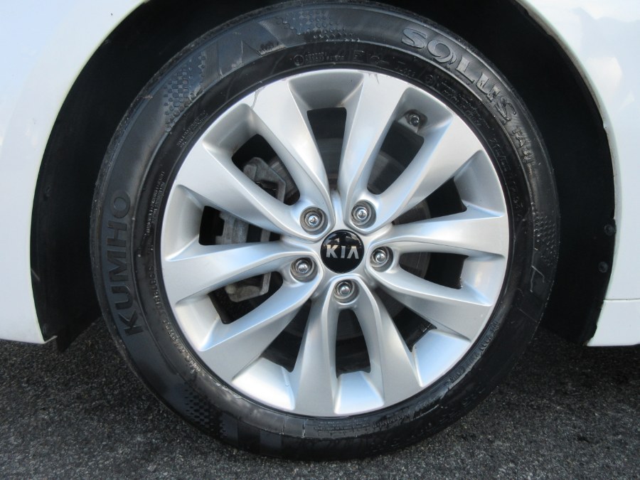 Used Kia Optima 4dr Sdn EX 2016 | Route 27 Auto Mall. Linden, New Jersey Used Kia Optima 4dr Sdn EX 2016 | Route 27 Auto Mall. Linden, New Jersey