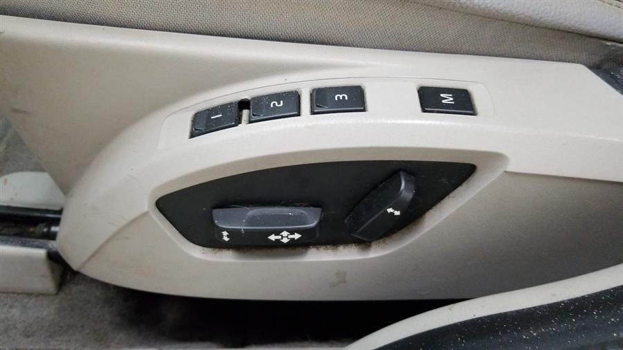 2005 Volvo V50 2.5L Turbo AWD Auto w/Sunroof, available for sale in West Haven, Connecticut | Auto Fair Inc.. West Haven, Connecticut 2005 Volvo V50 2.5L Turbo AWD Auto w/Sunroof, available for sale in West Haven, Connecticut | Auto Fair Inc.. West Haven, Connecticut
