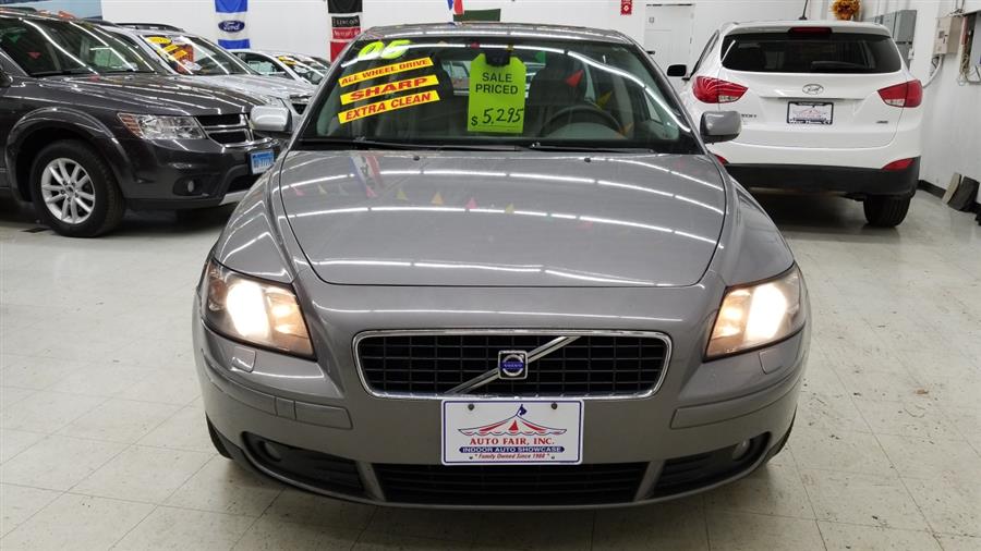 2005 Volvo V50 2.5L Turbo AWD Auto w/Sunroof, available for sale in West Haven, Connecticut | Auto Fair Inc.. West Haven, Connecticut 2005 Volvo V50 2.5L Turbo AWD Auto w/Sunroof, available for sale in West Haven, Connecticut | Auto Fair Inc.. West Haven, Connecticut