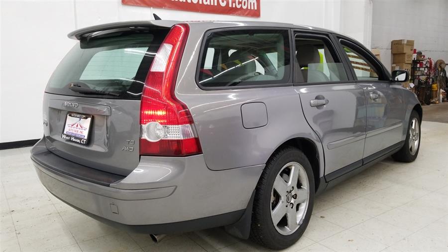 2005 Volvo V50 2.5L Turbo AWD Auto w/Sunroof, available for sale in West Haven, Connecticut | Auto Fair Inc.. West Haven, Connecticut 2005 Volvo V50 2.5L Turbo AWD Auto w/Sunroof, available for sale in West Haven, Connecticut | Auto Fair Inc.. West Haven, Connecticut