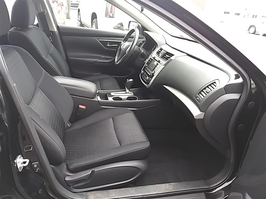 2018 Nissan Altima 2.5 SV Sedan, available for sale in Inwood, New York | 5 Towns Drive. Inwood, New York 2018 Nissan Altima 2.5 SV Sedan, available for sale in Inwood, New York | 5 Towns Drive. Inwood, New York