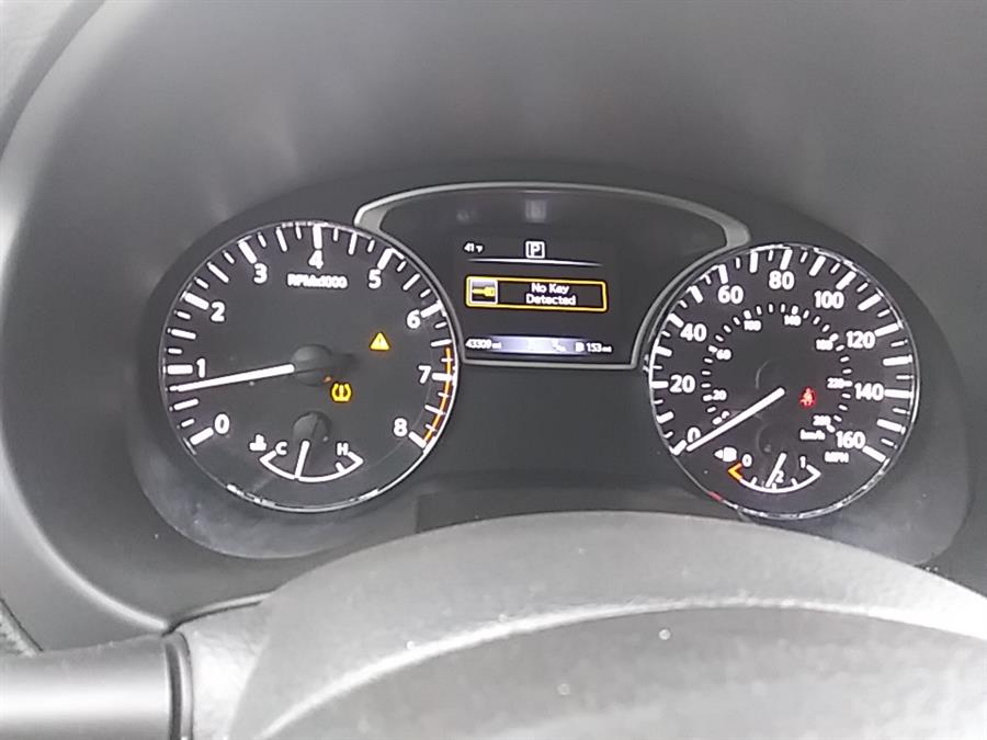 2018 Nissan Altima 2.5 SV Sedan, available for sale in Inwood, New York | 5 Towns Drive. Inwood, New York 2018 Nissan Altima 2.5 SV Sedan, available for sale in Inwood, New York | 5 Towns Drive. Inwood, New York