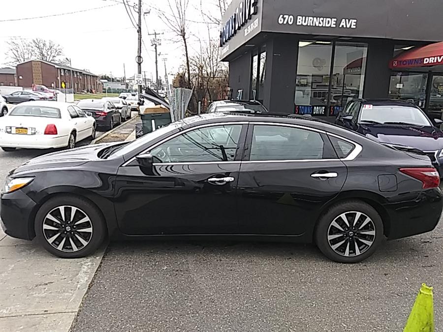 2018 Nissan Altima 2.5 SV Sedan, available for sale in Inwood, New York | 5 Towns Drive. Inwood, New York 2018 Nissan Altima 2.5 SV Sedan, available for sale in Inwood, New York | 5 Towns Drive. Inwood, New York