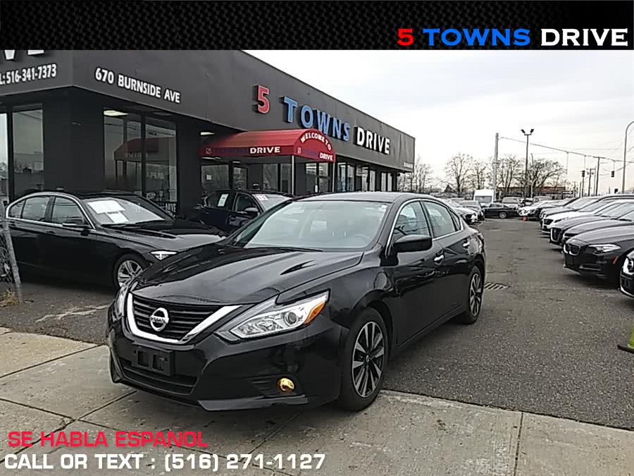 2018 Nissan Altima 2.5 SV Sedan, available for sale in Inwood, New York | 5 Towns Drive. Inwood, New York