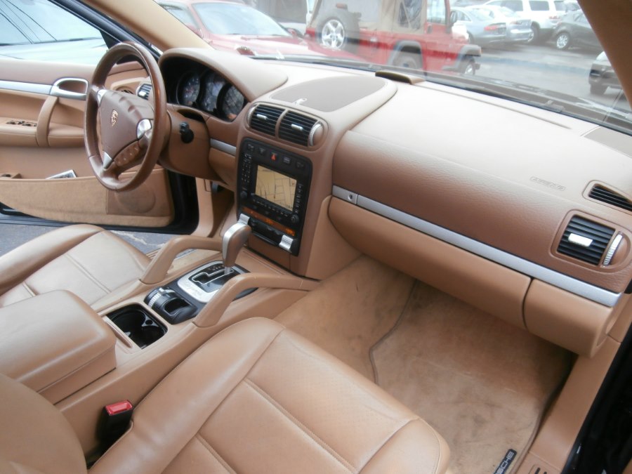 2008 Porsche Cayenne AWD 4dr Tiptronic, available for sale in Waterbury, Connecticut | Jim Juliani Motors. Waterbury, Connecticut 2008 Porsche Cayenne AWD 4dr Tiptronic, available for sale in Waterbury, Connecticut | Jim Juliani Motors. Waterbury, Connecticut
