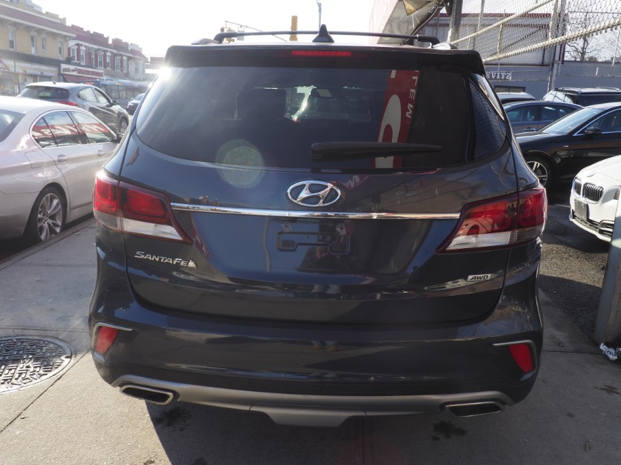 Used Hyundai Santa Fe SE 3.3L Auto AWD 2017 | Hillside Auto Mall Inc.. Jamaica, New York Used Hyundai Santa Fe SE 3.3L Auto AWD 2017 | Hillside Auto Mall Inc.. Jamaica, New York