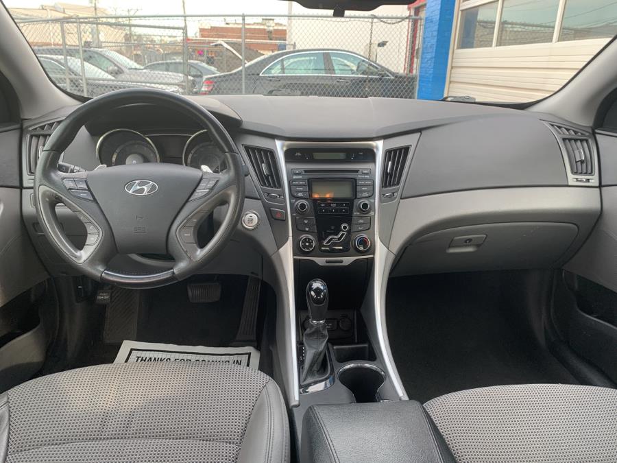 2012 Hyundai Sonata 4dr Sdn 2.4L, available for sale in Stamford, Connecticut | Harbor View Auto Sales LLC. Stamford, Connecticut 2012 Hyundai Sonata 4dr Sdn 2.4L, available for sale in Stamford, Connecticut | Harbor View Auto Sales LLC. Stamford, Connecticut