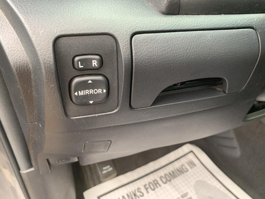 2009 Toyota Camry 4dr Sdn V6 Auto SE, available for sale in Stamford, Connecticut | Harbor View Auto Sales LLC. Stamford, Connecticut 2009 Toyota Camry 4dr Sdn V6 Auto SE, available for sale in Stamford, Connecticut | Harbor View Auto Sales LLC. Stamford, Connecticut