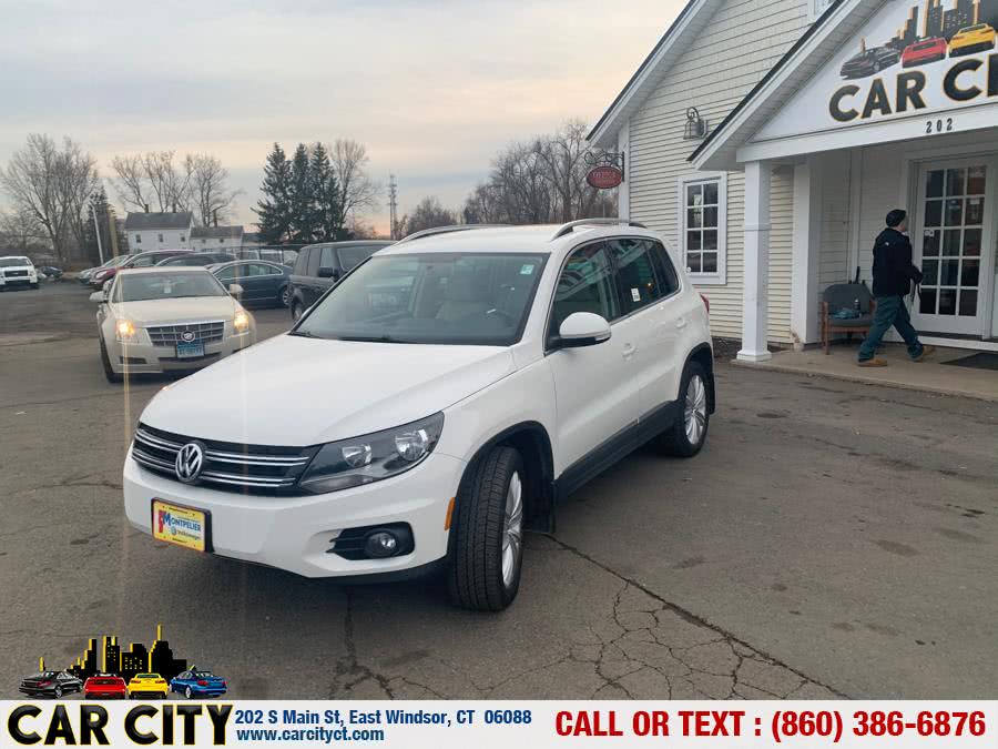 2013 Volkswagen Tiguan 4WD 4dr Auto S w/Sunroof, available for sale in East Windsor, Connecticut | Car City LLC. East Windsor, Connecticut