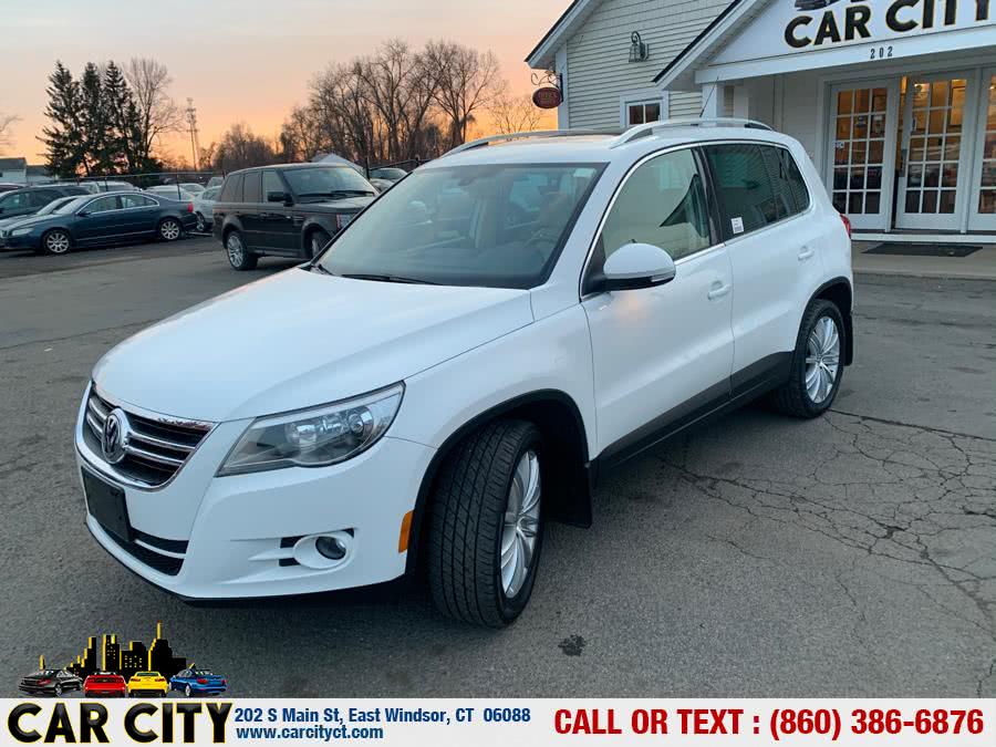 2011 Volkswagen Tiguan 4WD 4dr SEL 4Motion w/Premium Navi & Dynaudio, available for sale in East Windsor, Connecticut | Car City LLC. East Windsor, Connecticut
