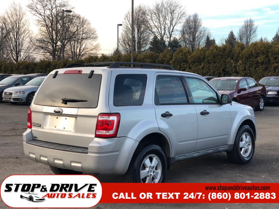 2009 Ford Escape FWD 4dr I4 Auto XLT, available for sale in East Windsor, Connecticut | Stop & Drive Auto Sales. East Windsor, Connecticut 2009 Ford Escape FWD 4dr I4 Auto XLT, available for sale in East Windsor, Connecticut | Stop & Drive Auto Sales. East Windsor, Connecticut