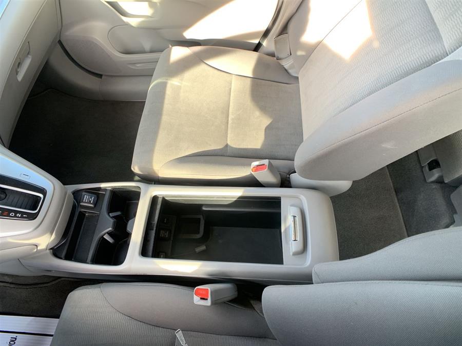 2013 Honda CR-V AWD 5dr LX, available for sale in Stratford, Connecticut | Wiz Leasing Inc. Stratford, Connecticut 2013 Honda CR-V AWD 5dr LX, available for sale in Stratford, Connecticut | Wiz Leasing Inc. Stratford, Connecticut