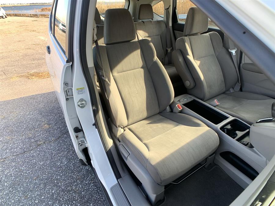 2013 Honda CR-V AWD 5dr LX, available for sale in Stratford, Connecticut | Wiz Leasing Inc. Stratford, Connecticut 2013 Honda CR-V AWD 5dr LX, available for sale in Stratford, Connecticut | Wiz Leasing Inc. Stratford, Connecticut