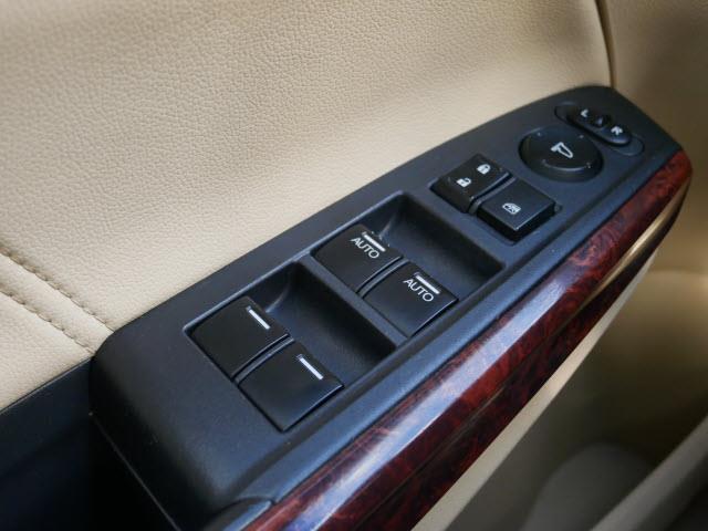2012 Honda Crosstour EX-L V6 w/Navi, available for sale in Canton, Connecticut | Canton Auto Exchange. Canton, Connecticut 2012 Honda Crosstour EX-L V6 w/Navi, available for sale in Canton, Connecticut | Canton Auto Exchange. Canton, Connecticut