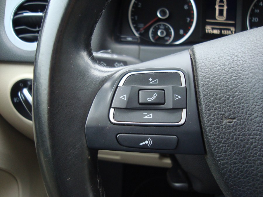2012 Volkswagen Tiguan 4WD 4dr Auto SE w/Sunroof & Nav, available for sale in Manchester, Connecticut | Yara Motors. Manchester, Connecticut 2012 Volkswagen Tiguan 4WD 4dr Auto SE w/Sunroof & Nav, available for sale in Manchester, Connecticut | Yara Motors. Manchester, Connecticut