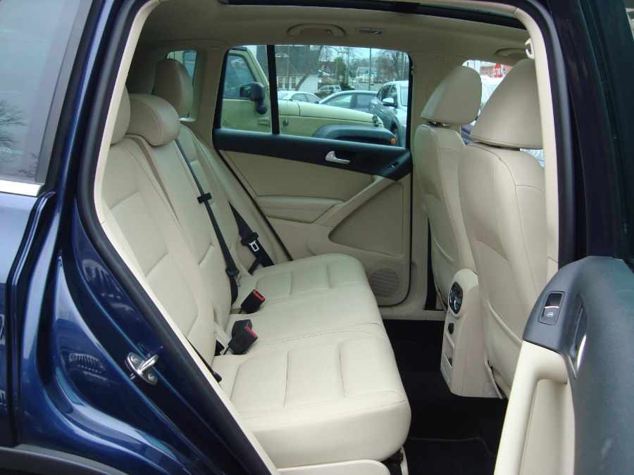 2012 Volkswagen Tiguan 4WD 4dr Auto SE w/Sunroof & Nav, available for sale in Manchester, Connecticut | Yara Motors. Manchester, Connecticut 2012 Volkswagen Tiguan 4WD 4dr Auto SE w/Sunroof & Nav, available for sale in Manchester, Connecticut | Yara Motors. Manchester, Connecticut