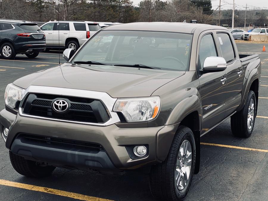 2013 Toyota Tacoma 4WD Double Cab V6 AT (Natl), available for sale in Canton, Connecticut | Lava Motors. Canton, Connecticut