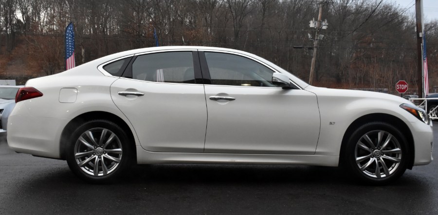 Used INFINITI Q70 3.7 LUXE AWD 2019 | Highline Car Connection. Waterbury, Connecticut Used INFINITI Q70 3.7 LUXE AWD 2019 | Highline Car Connection. Waterbury, Connecticut