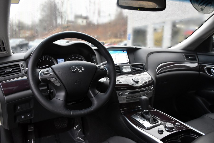 Used INFINITI Q70 3.7 LUXE AWD 2019 | Highline Car Connection. Waterbury, Connecticut Used INFINITI Q70 3.7 LUXE AWD 2019 | Highline Car Connection. Waterbury, Connecticut
