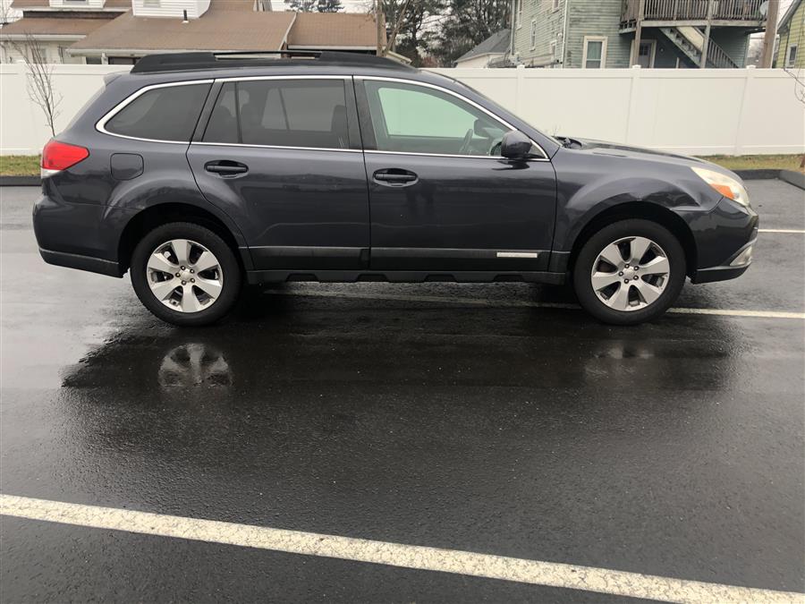 2010 Subaru Outback 4dr Wgn H4 Auto 2.5i Ltd, available for sale in Bridgeport, Connecticut | CT Auto. Bridgeport, Connecticut 2010 Subaru Outback 4dr Wgn H4 Auto 2.5i Ltd, available for sale in Bridgeport, Connecticut | CT Auto. Bridgeport, Connecticut