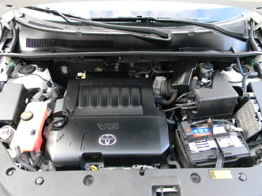2011 Toyota RAV4 4WD 4dr V6 5-Spd AT Ltd (Natl), available for sale in Paterson, New Jersey | DZ Automall. Paterson, New Jersey 2011 Toyota RAV4 4WD 4dr V6 5-Spd AT Ltd (Natl), available for sale in Paterson, New Jersey | DZ Automall. Paterson, New Jersey