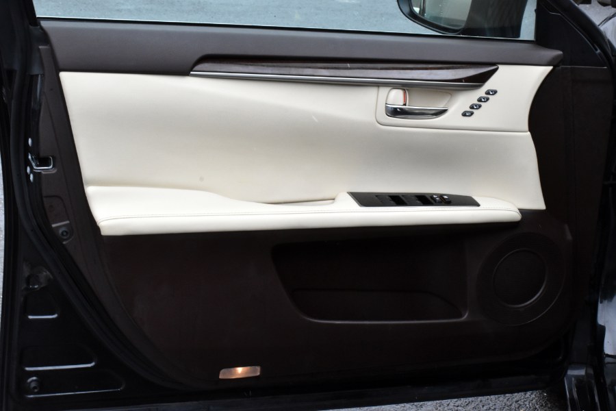 2017 Lexus ES ES 350 FWD, available for sale in Waterbury, Connecticut | Highline Car Connection. Waterbury, Connecticut 2017 Lexus ES ES 350 FWD, available for sale in Waterbury, Connecticut | Highline Car Connection. Waterbury, Connecticut