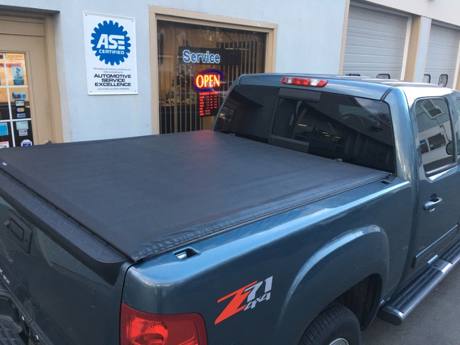2011 GMC Sierra 1500 4WD Crew Cab 143.5" SLT, available for sale in Bristol, Connecticut | Bristol Auto Center LLC. Bristol, Connecticut 2011 GMC Sierra 1500 4WD Crew Cab 143.5" SLT, available for sale in Bristol, Connecticut | Bristol Auto Center LLC. Bristol, Connecticut