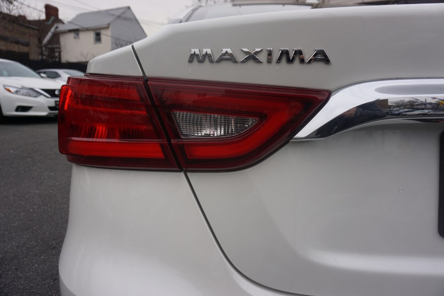 2016 Nissan Maxima 4dr Sdn 3.5 SL, available for sale in Newark , New Jersey | Champion Used Auto Sales 2. Newark , New Jersey 2016 Nissan Maxima 4dr Sdn 3.5 SL, available for sale in Newark , New Jersey | Champion Used Auto Sales 2. Newark , New Jersey