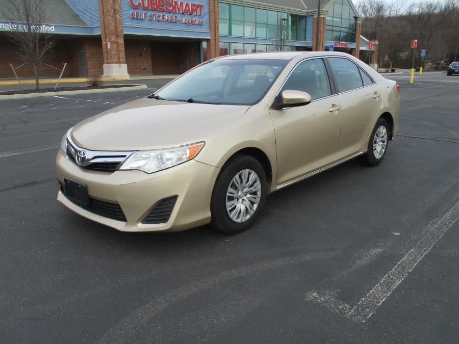2012 Toyota Camry 4dr Sdn I4 Auto LE (Natl), available for sale in New Britain, Connecticut | Universal Motors LLC. New Britain, Connecticut