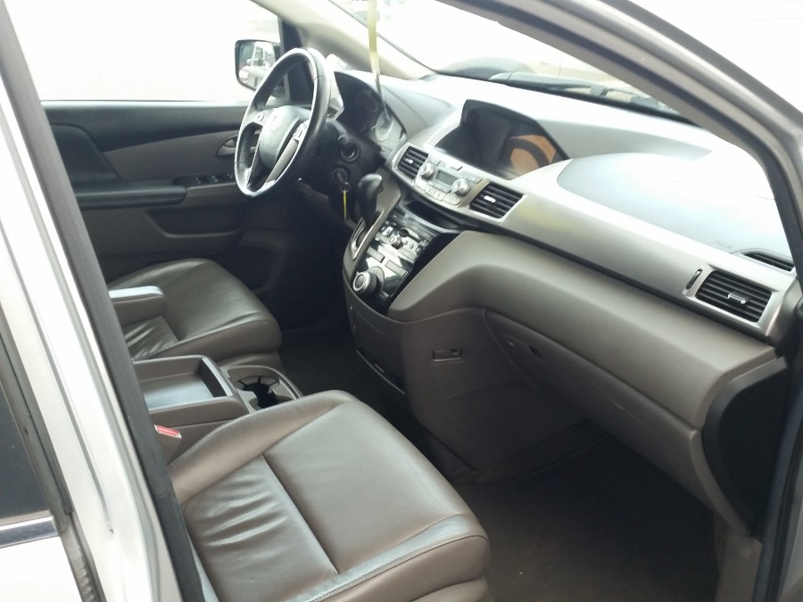 2013 Honda Odyssey 5dr EX-L, available for sale in Berlin, Connecticut | Action Automotive. Berlin, Connecticut 2013 Honda Odyssey 5dr EX-L, available for sale in Berlin, Connecticut | Action Automotive. Berlin, Connecticut