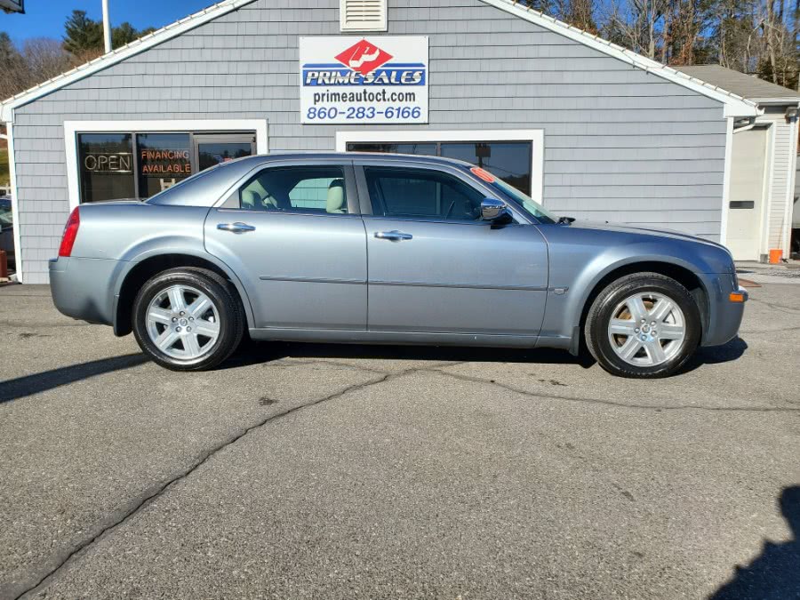 2007 Chrysler 300 4dr Sdn 300C AWD, available for sale in Thomaston, CT