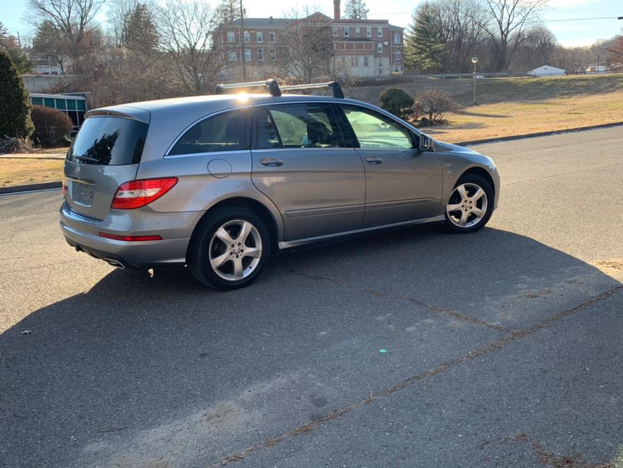 2011 Mercedes-Benz R-Class 4MATIC 4dr R 350 BlueTEC, available for sale in Waterbury, Connecticut | Platinum Auto Care. Waterbury, Connecticut 2011 Mercedes-Benz R-Class 4MATIC 4dr R 350 BlueTEC, available for sale in Waterbury, Connecticut | Platinum Auto Care. Waterbury, Connecticut