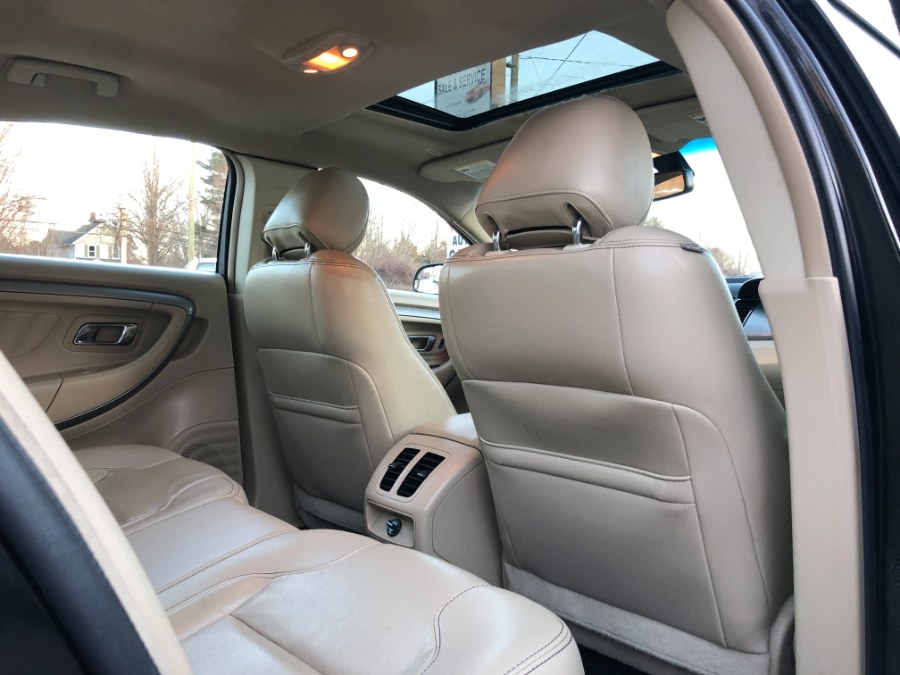 2013 Ford Taurus SEL Leather Sunroof Navi LOADED, available for sale in East Windsor, Connecticut | Toro Auto. East Windsor, Connecticut 2013 Ford Taurus SEL Leather Sunroof Navi LOADED, available for sale in East Windsor, Connecticut | Toro Auto. East Windsor, Connecticut